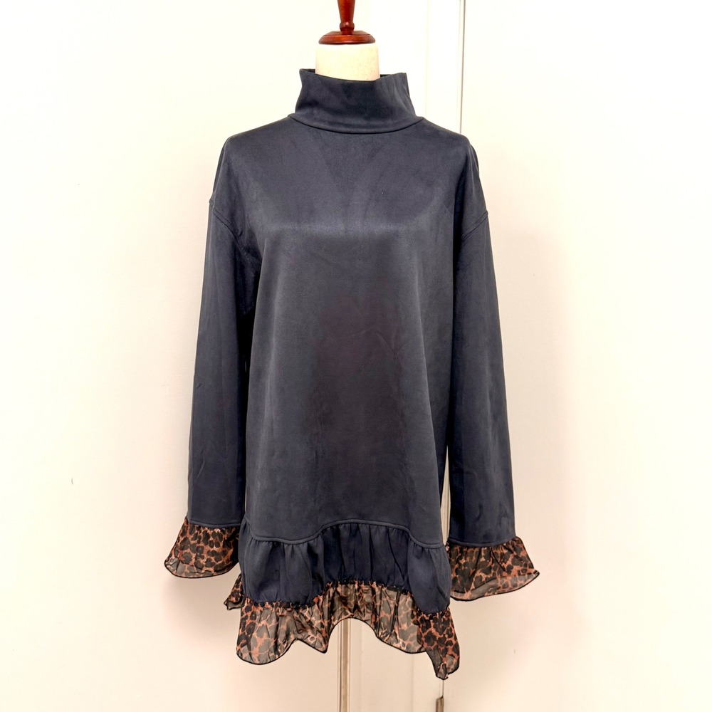 Mock Neck Boho Tunic Size L Soft Faux Suede Feel Leopard Ruffle Hem Quiet Luxury